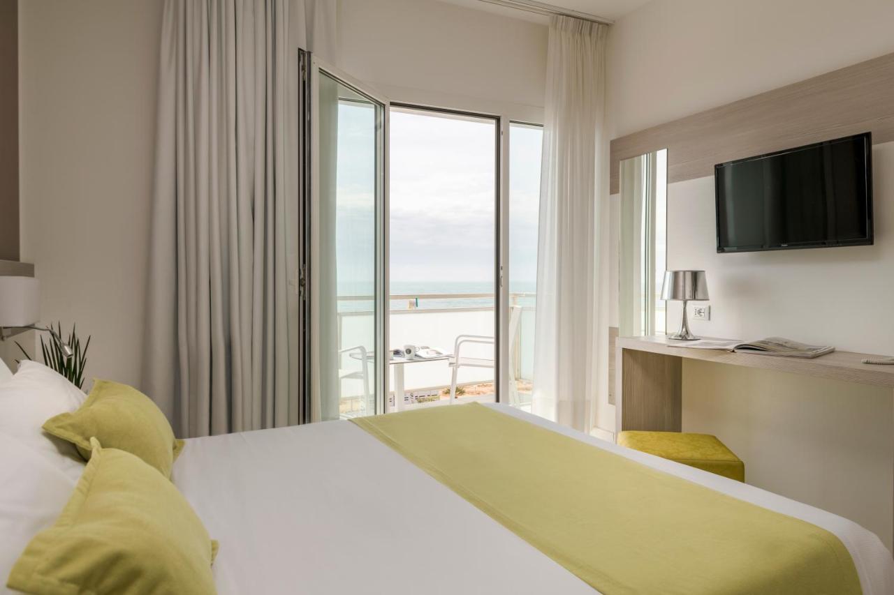 Superior Double Room with Sea View,1107307071:JPEG