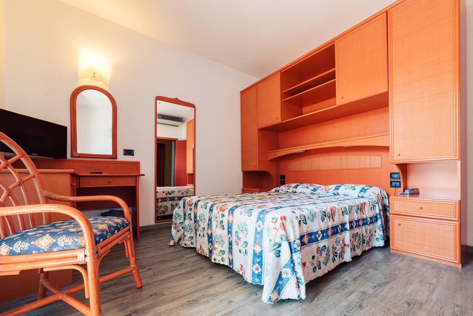 Double or Twin Room Partial Sea View