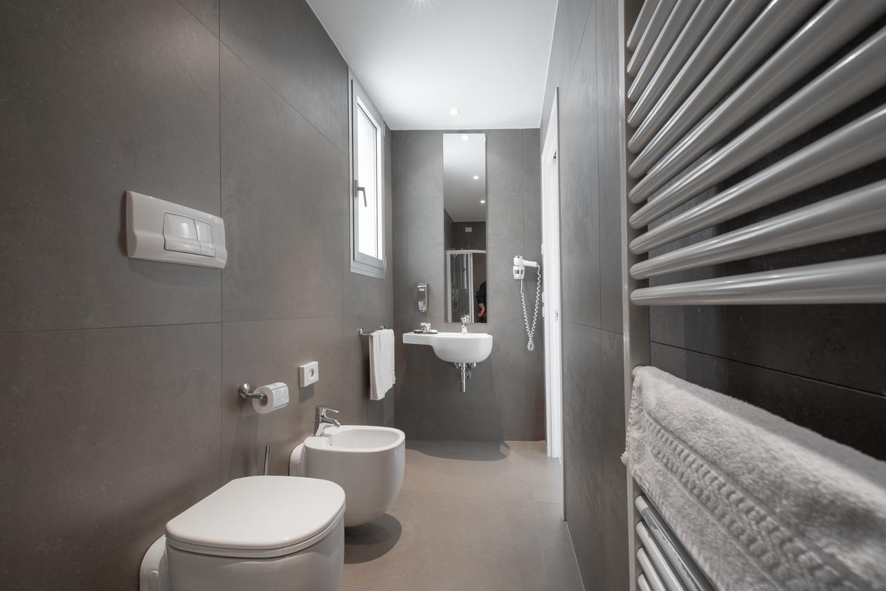 2 Zimmer mit Verbindungstür und Meerblick