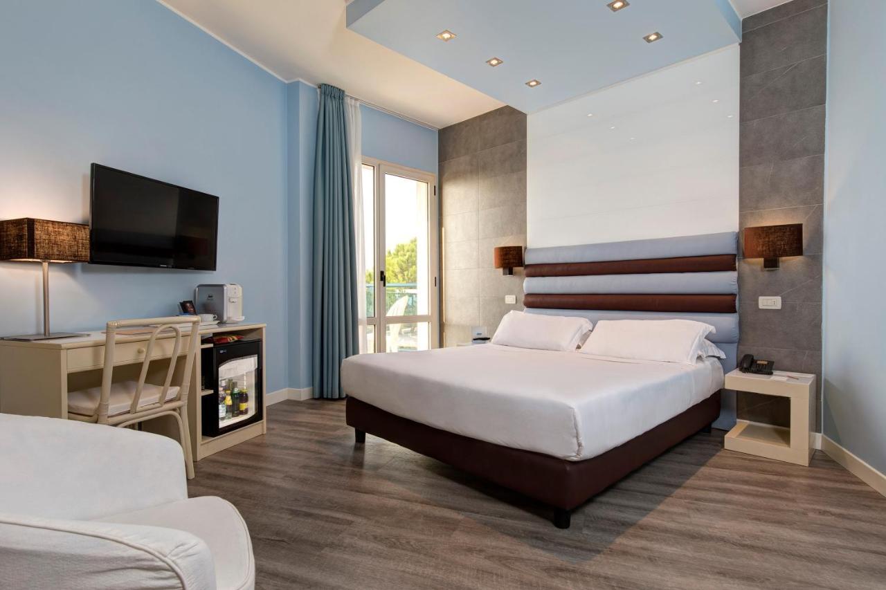 Deluxe Doppel-/Zweibettzimmer mit Meerblick